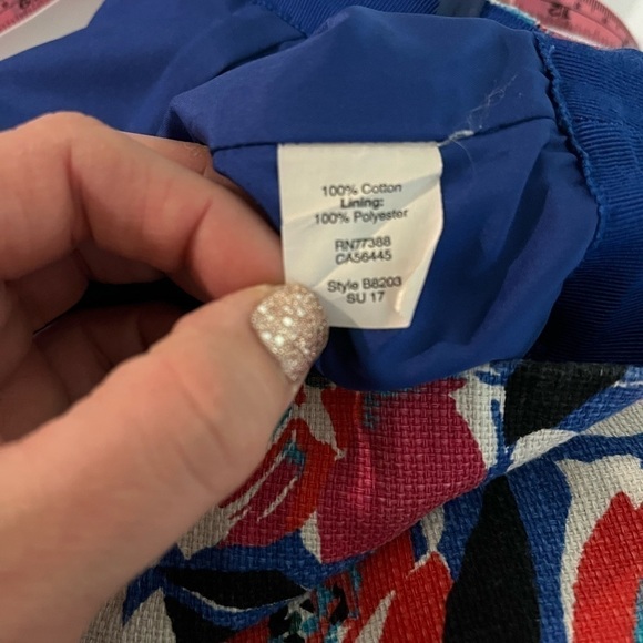 J Crew The Basketweave Pencil Skirt Size 4 Blue Red Floral Print - Picture 5 of 6